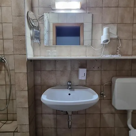 3h Nocleg ze śniadaniem