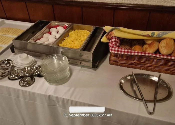 3h Bed & Breakfast *