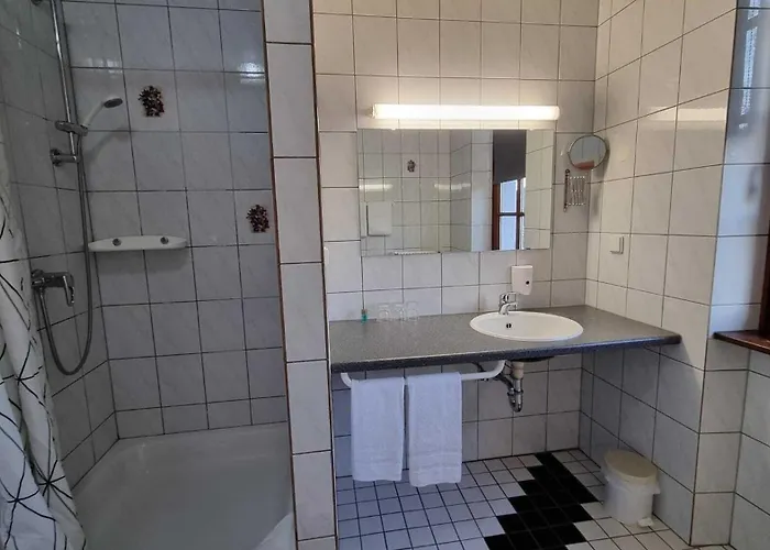 Bed & Breakfast 3h *